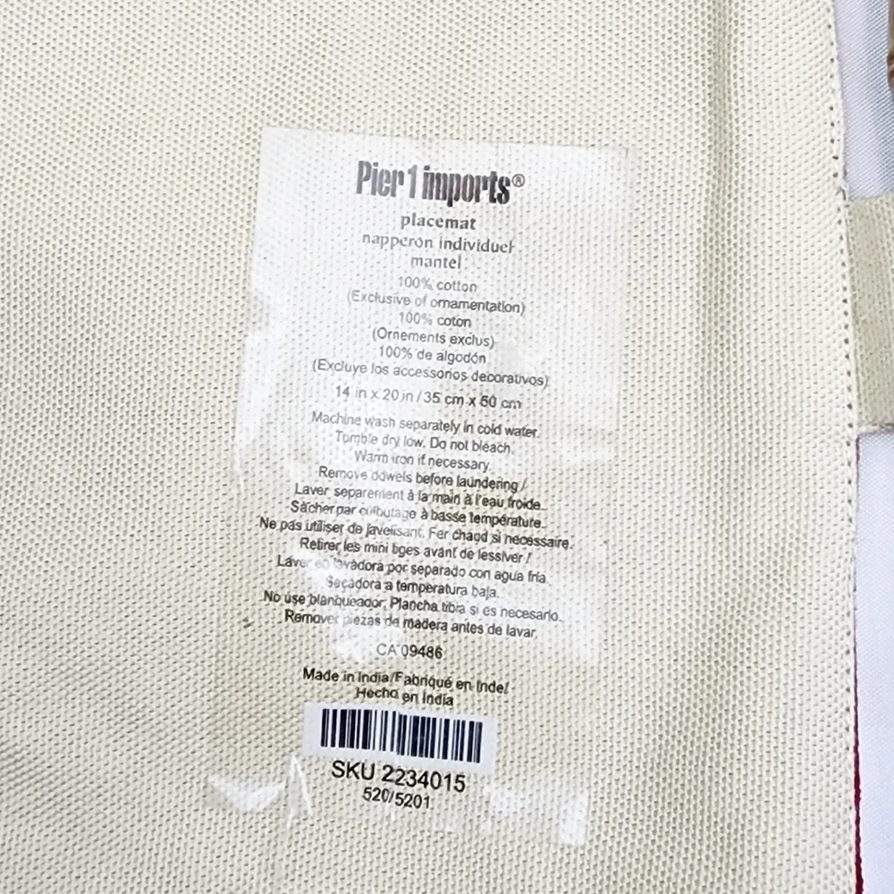 Pier 1 Imports Set of 4 Decorative Placemats with Bamboo Sticks